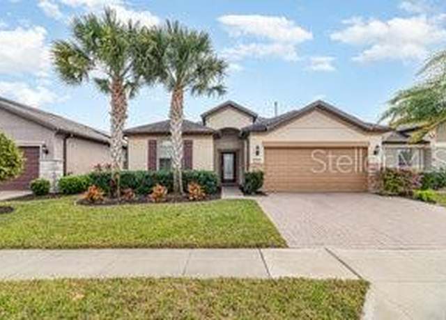 Property at 672 Cordoba Dr, Davenport, FL 33837, 2 beds, 2 baths