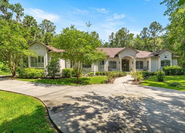 Property at 995 SW 37th Place Rd, Ocala, FL 34471, 5 beds, 4.5 baths