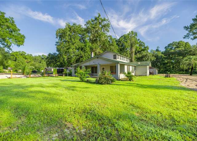 Property at 4545 NW 160th St, Reddick, FL 32686, 4 beds, 2 baths