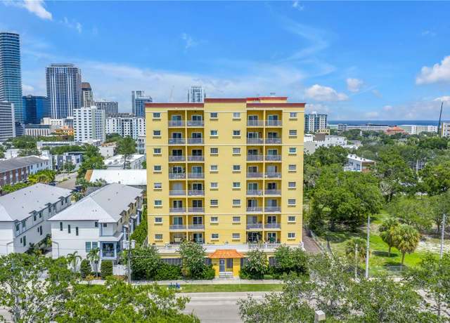 Property at 316 8th St S #204, St Petersburg, FL 33701, 2 beds, 2 baths