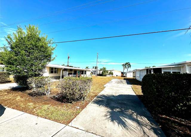 Property at 3108 10th St W, Palmetto, FL 34221