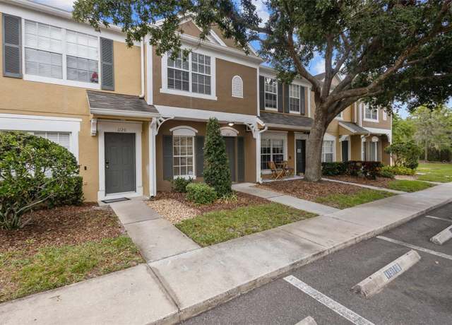 Property at 1118 Kennewick Ct, Wesley Chapel, FL 33543, 2 beds, 2.5 baths