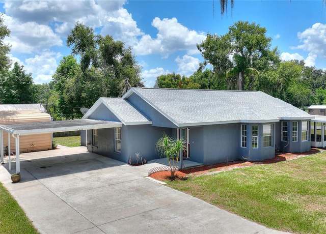 Property at 530 N French Ave, Fort Meade, FL 33841, 3 beds, 2 baths
