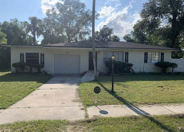 Property at 420 S Montgomery Ave, Deland, FL 32720, 3 beds, 2 baths