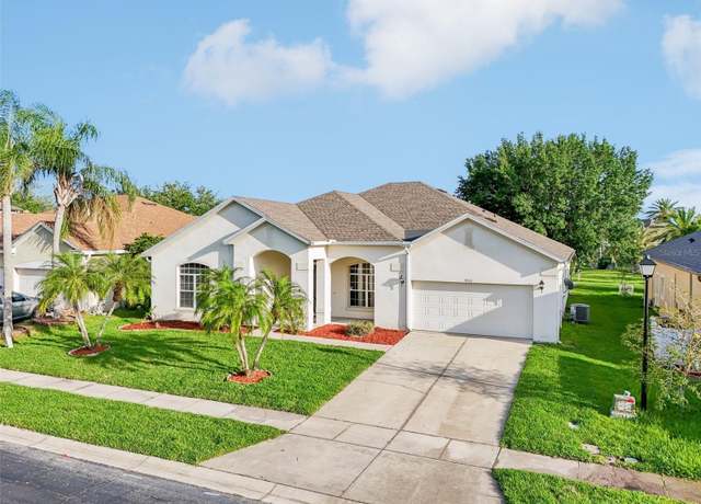 Property at 3514 Forest Ridge Ln, Kissimmee, FL 34741, 4 beds, 3 baths