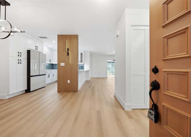 Property at 2321 Beneva Ter #2288, Sarasota, FL 34232, 2 beds, 2 baths