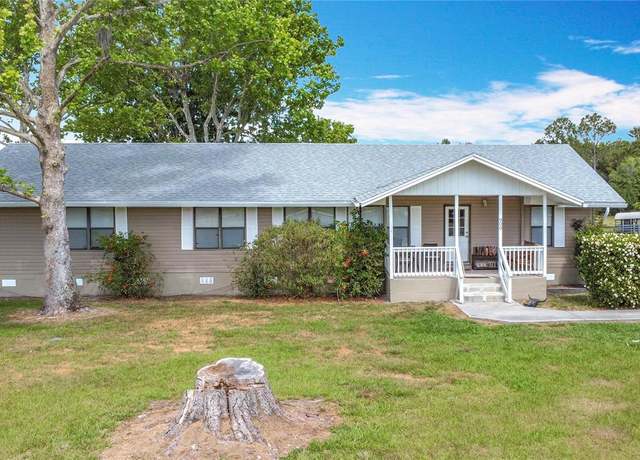 Property at 900 Moonlight Ct, St Cloud, FL 34771, 4 beds, 2 baths