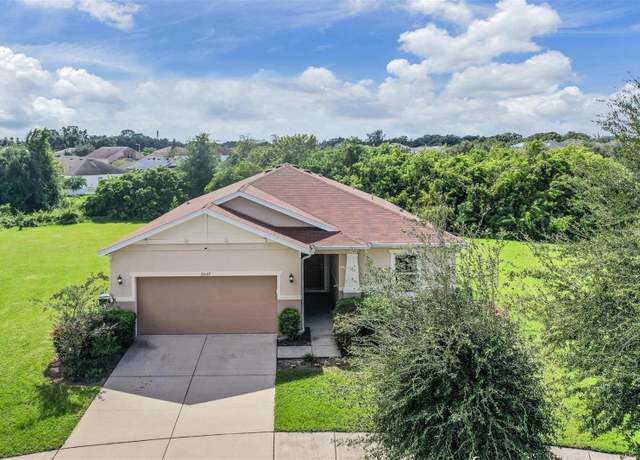 Property at 11537 Southern Creek Dr, Gibsonton, FL 33534, 4 beds, 2 baths
