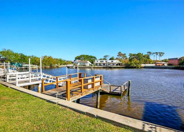 Property at 609 Westwinds Dr #4, Palm Harbor, FL 34683, 1 bed, 1 bath