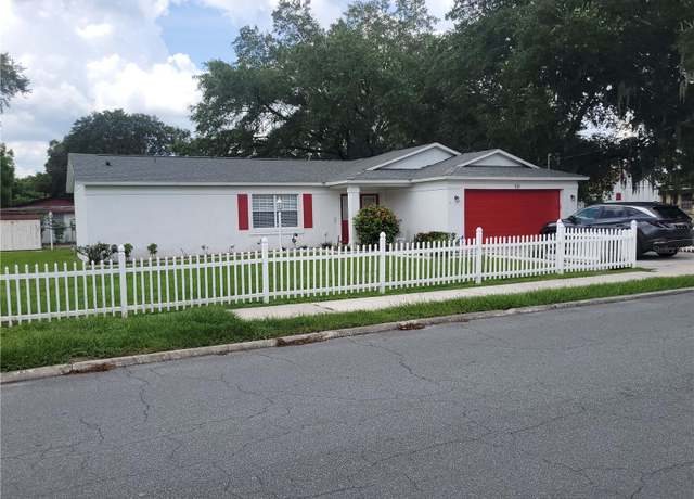 Property at 713 W 2nd St, Lakeland, FL 33805, 3 beds, 2 baths