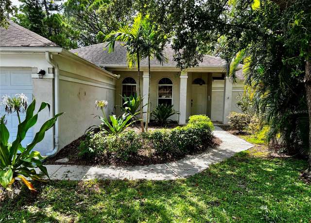 Property at 1849 Wood Hollow Ct, Sarasota, FL 34235, 3 beds, 2 baths