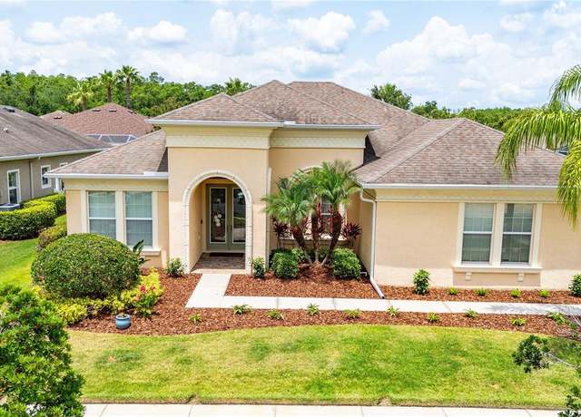 Property at 3227 Watermark Dr, Wesley Chapel, FL 33544, 4 beds, 3 baths