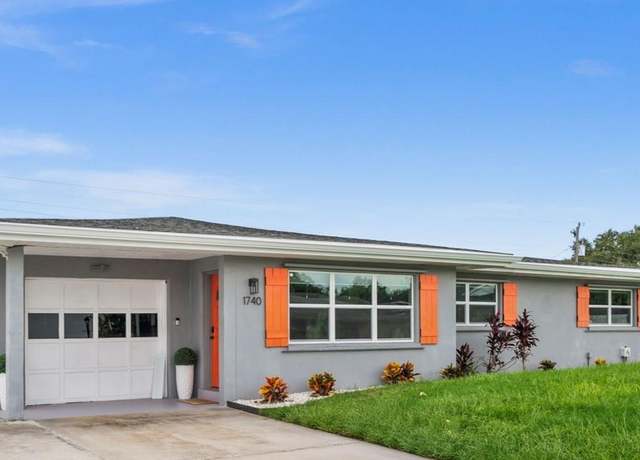 Property at 1740 Bayonne St, Sarasota, FL 34231, 5 beds, 2.5 baths