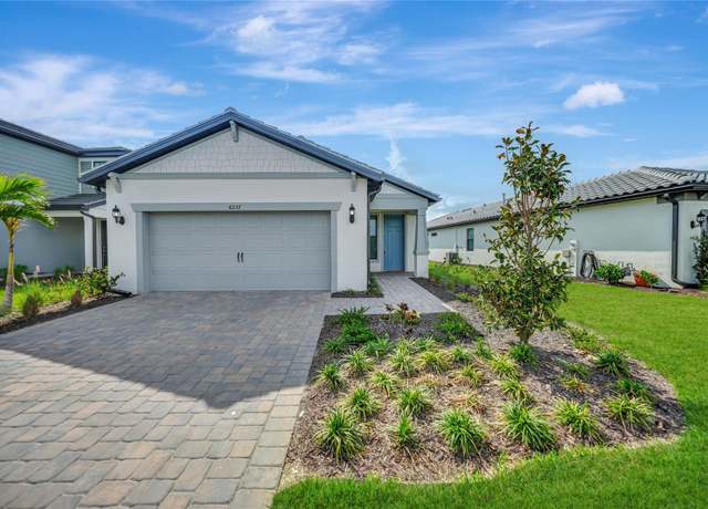 Property at 6237 Fish Eagle Ct, Nokomis, FL 34275, 3 beds, 2 baths