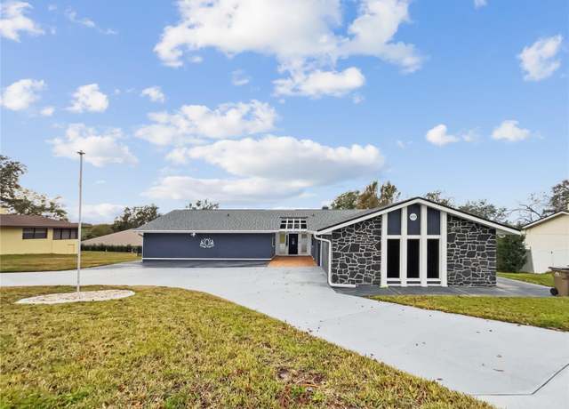 Property at 12331 Warren Rd, Clermont, FL 34711, 3 beds, 2 baths