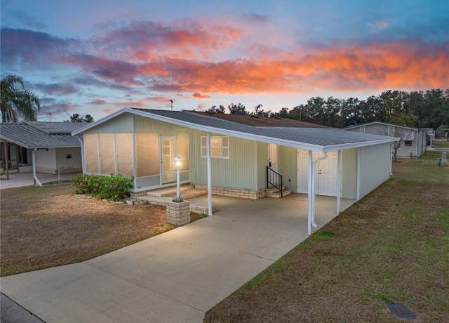 Property at 3907 William Hume Dr, Zephyrhills, FL 33541, 2 beds, 2 baths