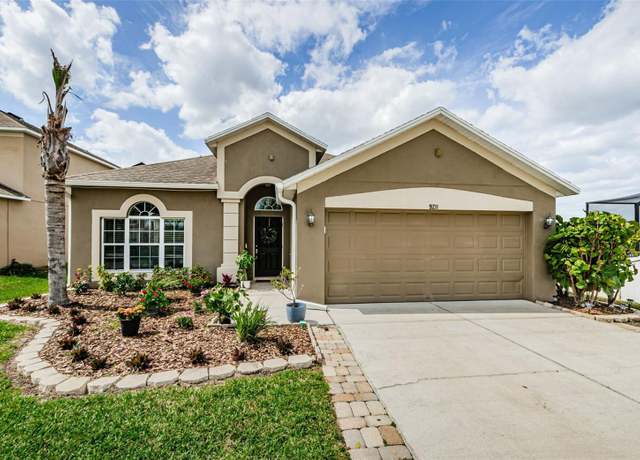 Property at 9211 Seeger Ln, Land O Lakes, FL 34638, 4 beds, 2 baths