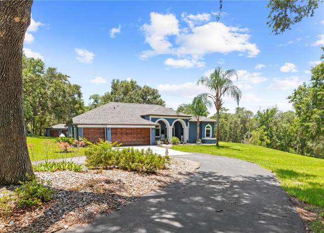 Property at 22850 Skyview Cir, Brooksville, FL 34602, 3 beds, 2 baths