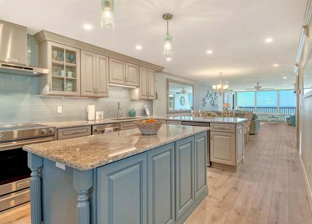 Property at 5750 Midnight Pass Rd Unit 508 E, Sarasota, FL 34242, 2 beds, 2 baths