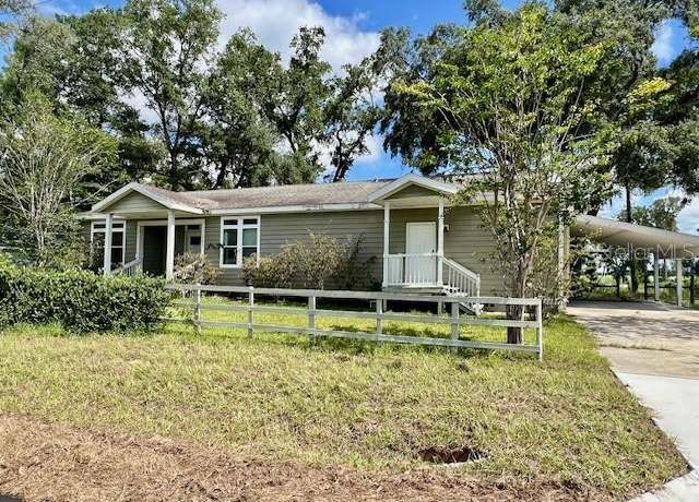 Property at 17655 SW 112th Ln, Dunnellon, FL 34432, 3 beds, 2 baths