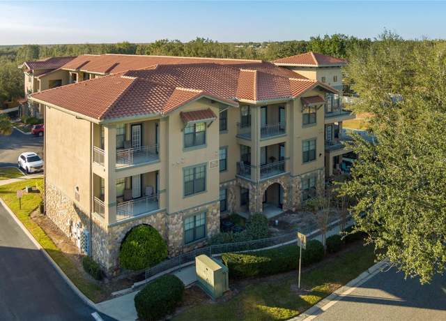 Property at 902 Charo Pkwy #636, Davenport, FL 33897, 4 beds, 3 baths