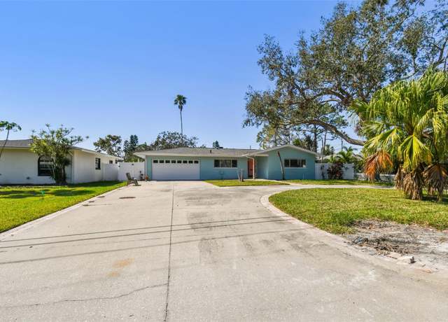 Property at 5050 Venetian Blvd NE, St Petersburg, FL 33703, 3 beds, 2 baths