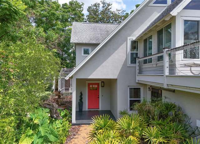 Property at 421 W 10th Ave, Mount Dora, FL 32757, 3 beds, 3 baths