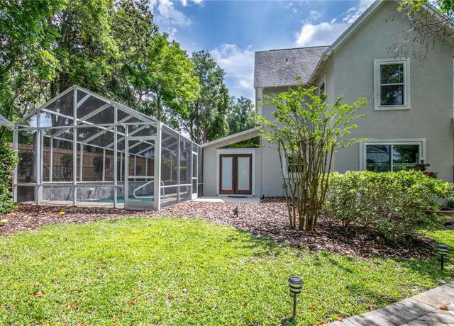 Property at 421 W 10th Ave, Mount Dora, FL 32757, 3 beds, 3 baths