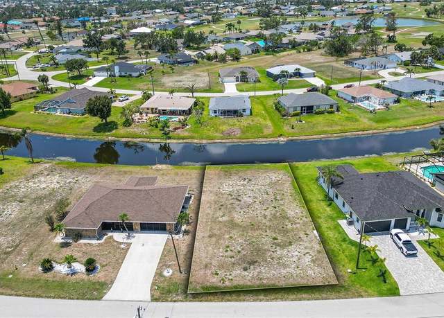 Property at 168 Mark Twain Ln, Rotonda West, FL 33947