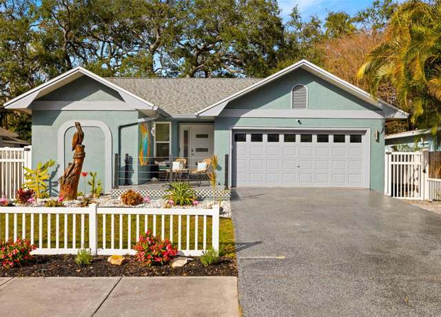Property at 1030 Charles St, Clearwater, FL 33755, 3 beds, 2 baths