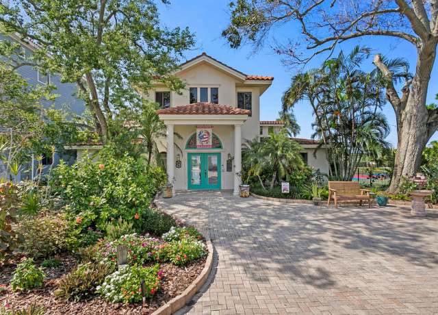 Property at 1632 Sea Breeze Dr, Tarpon Springs, FL 34689, 4 beds, 4 baths
