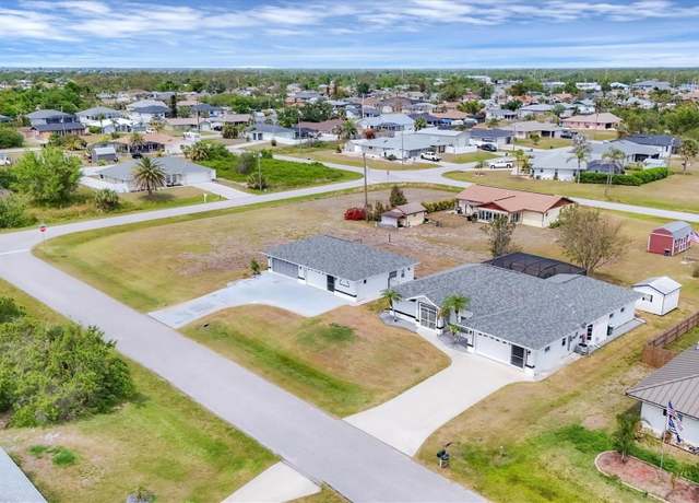 Property at 10060 Amelia Ave, Englewood, FL 34224, 3 beds, 2 baths