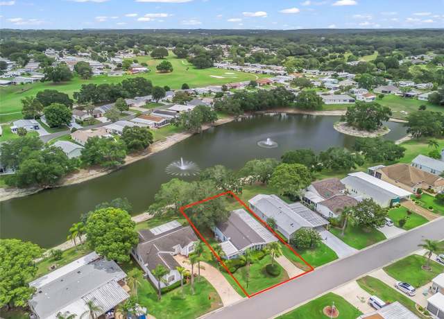 Property at 727 Turnberry Ln, The Villages, FL 32159, 2 beds, 2 baths