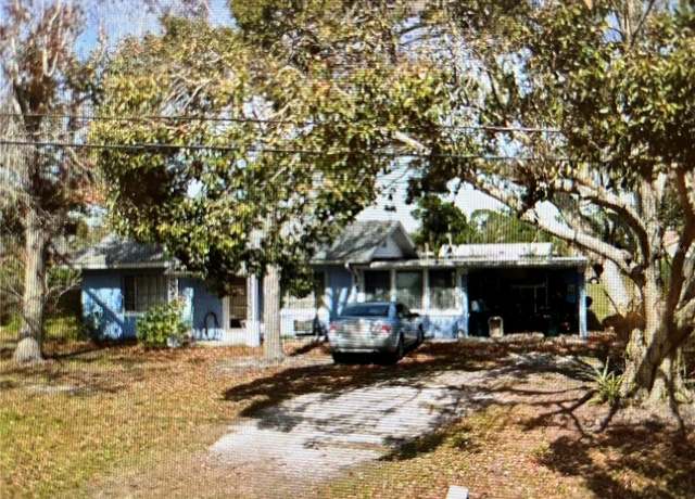 Property at 212 Hills Rd, Nokomis, FL 34275, 2 beds, 1 bath