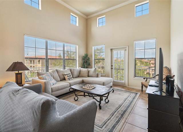 Property at 907 Charo Pkwy #934, Davenport, FL 33897, 3 beds, 3 baths