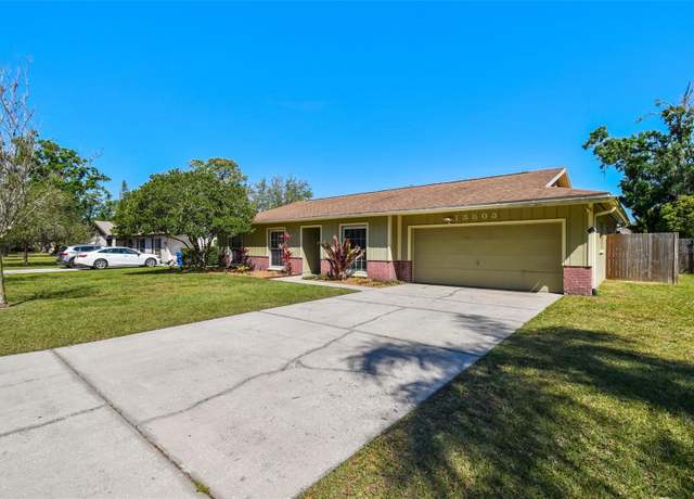 Property at 13803 Cherry Brook Ln, Tampa, FL 33618, 4 beds, 2 baths