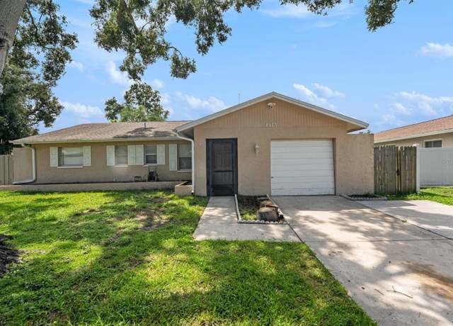Property at 8913 90th Way, Seminole, FL 33777, 4 beds, 2 baths