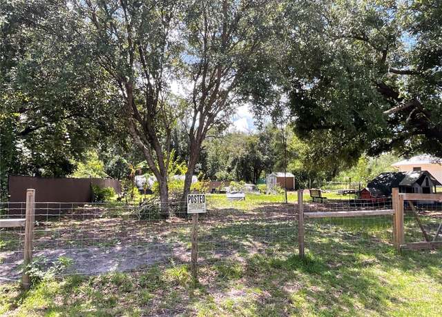 Property at 907 Larkspur St, Lake Placid, FL 33852