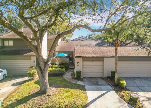 Property at 925 Wintergreen Blvd, Fern Park, FL 32730, 2 beds, 2 baths