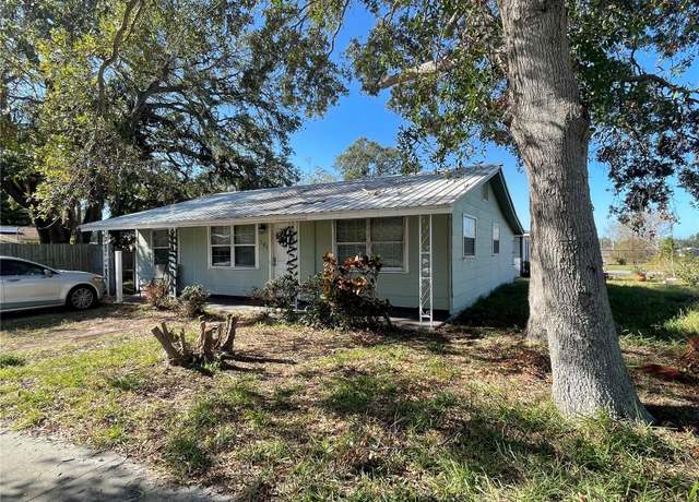 Property at 701 54th St S, Gulfport, FL 33707, 3 beds, 2 baths