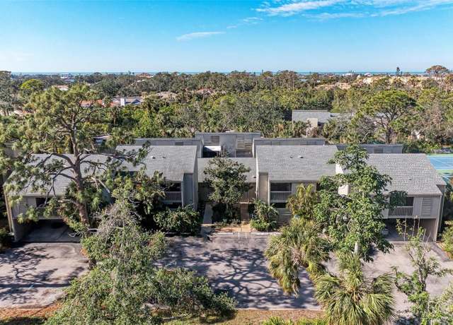 Property at 362 Pine Run Dr, Osprey, FL 34229, 2 beds, 2 baths