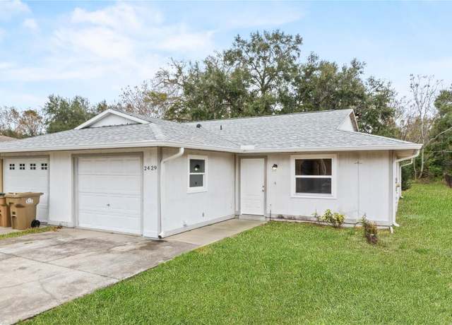 Property at 2429 Centennial Blvd, Leesburg, FL 34748, 4 beds, 2 baths