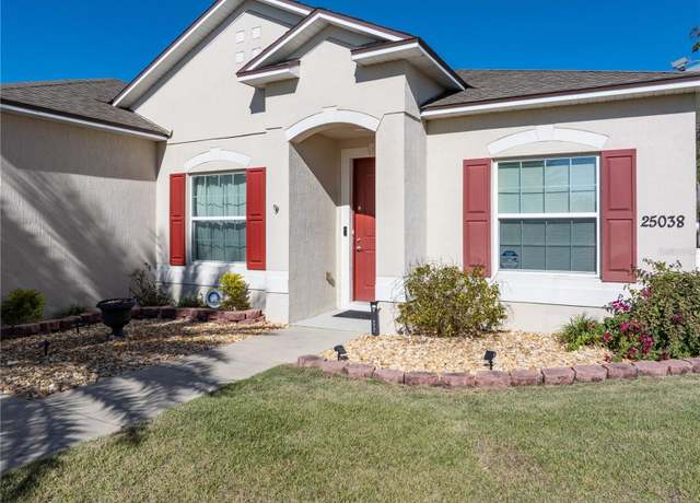 Property at 25038 NW 9th Ln, Newberry, FL 32669, 4 beds, 3 baths