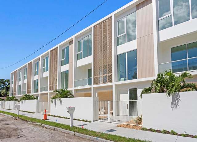 Property at 2702 N Woodrow Ave #2, Tampa, FL 33602, 3 beds, 3 baths