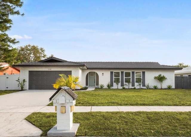 Property at 2181 Wateroak Dr N, Clearwater, FL 33764, 4 beds, 2 baths