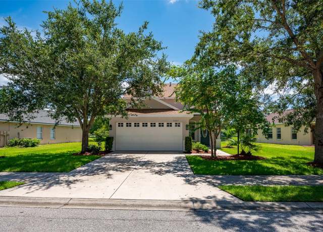 Property at 6227 Blue Runner Ct, Lakewood Ranch, FL 34202, 4 beds, 2.5 baths
