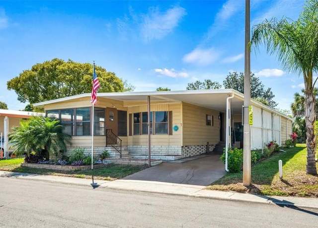 Property at 7 Mountain Laurel Dr, Palm Harbor, FL 34684, 2 beds, 2 baths