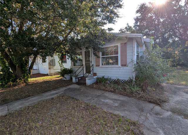 Property at 1105 S Locust Ave, Sanford, FL 32771, 2 beds, 1 bath