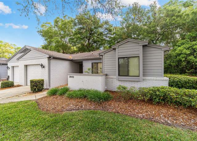 Property at 2042 SE 37th Court Circle Cir, Ocala, FL 34471, 3 beds, 2 baths