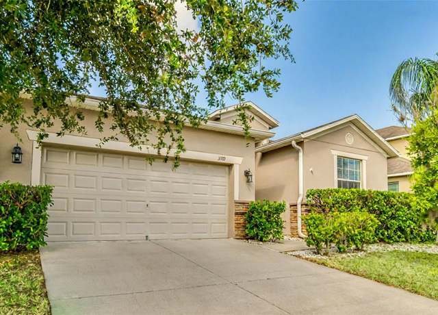 Property at 3589 Cortland Dr, Davenport, FL 33837, 4 beds, 3 baths